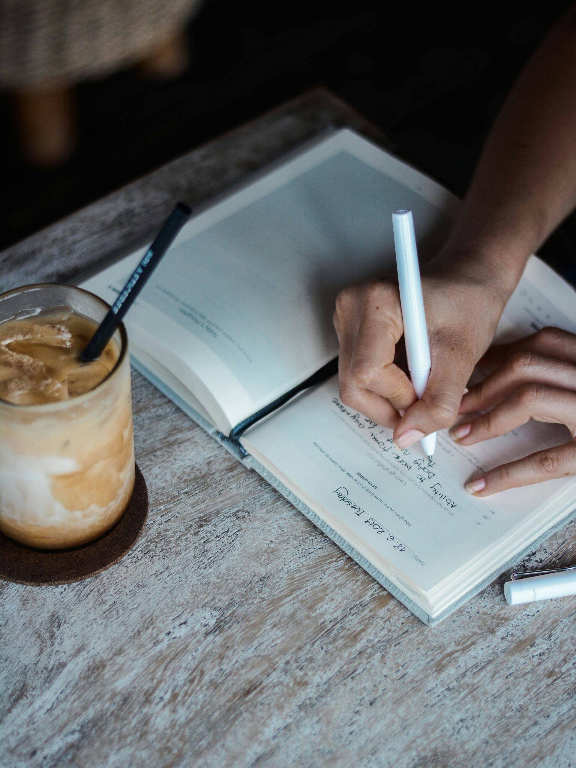 journalling rewires your brain narrative beats